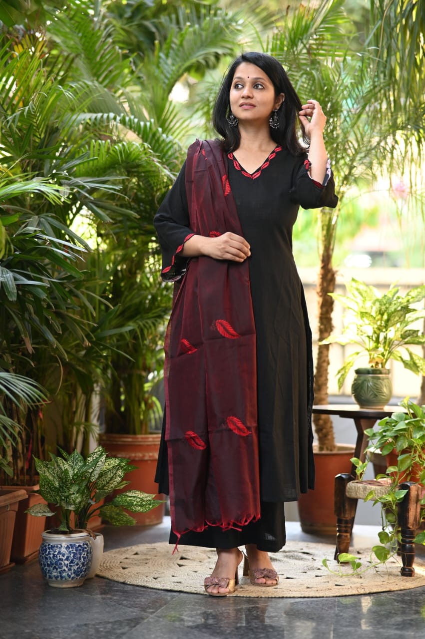 Elegant Black Kurti with Red Dupatta