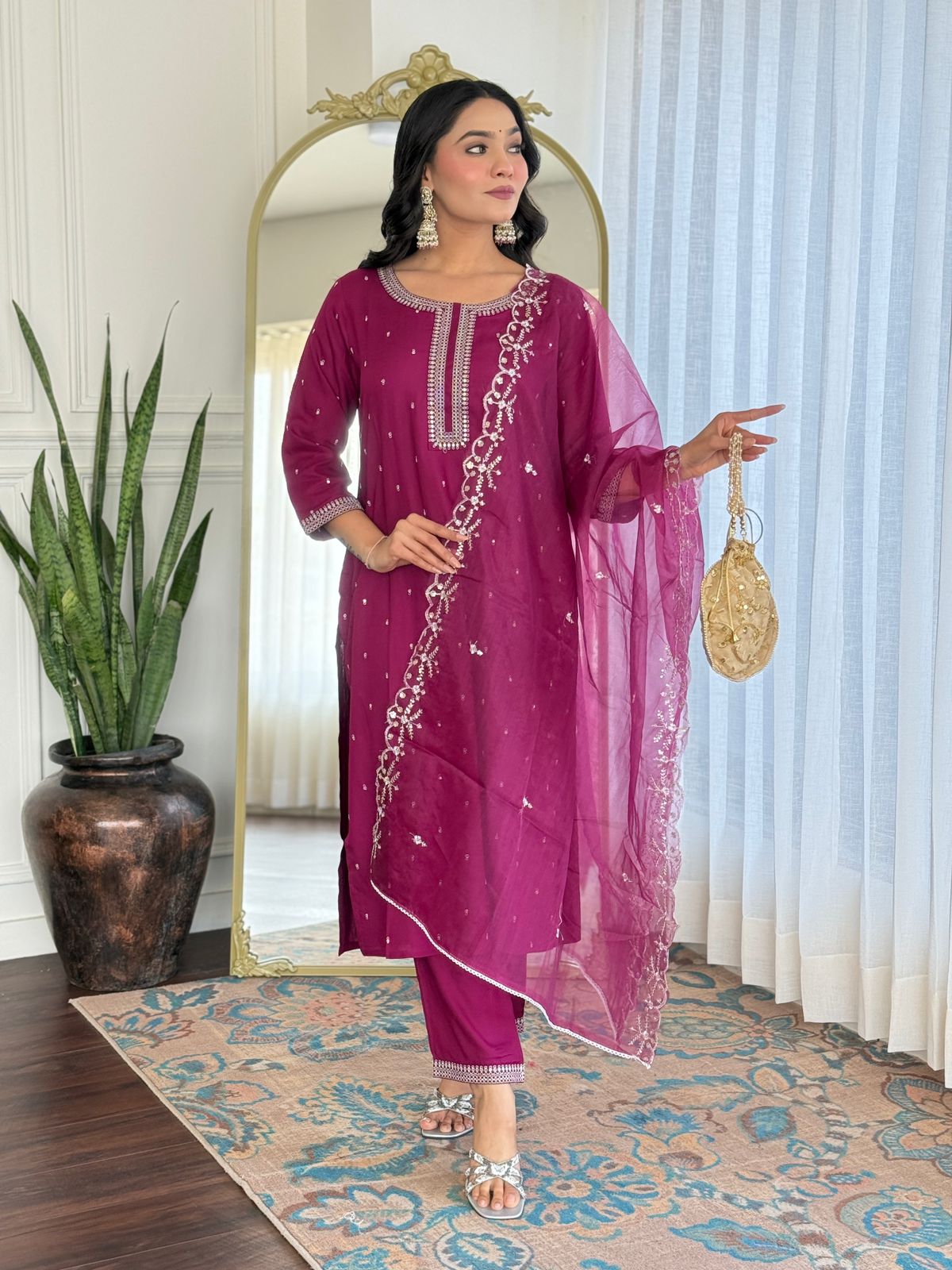 Elegant Pink Kurti with Netted Dupatta