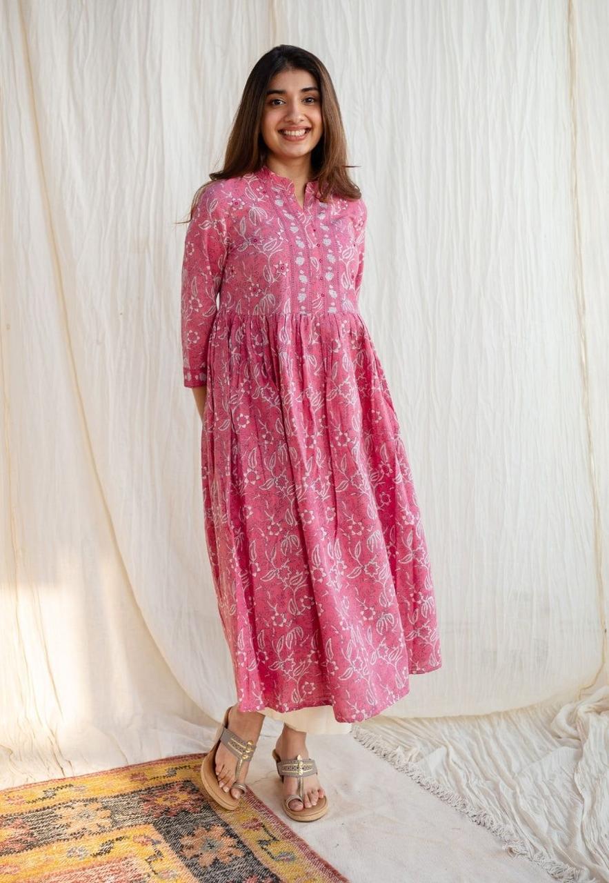 Soft Pink Kurti with Elegant Detailing