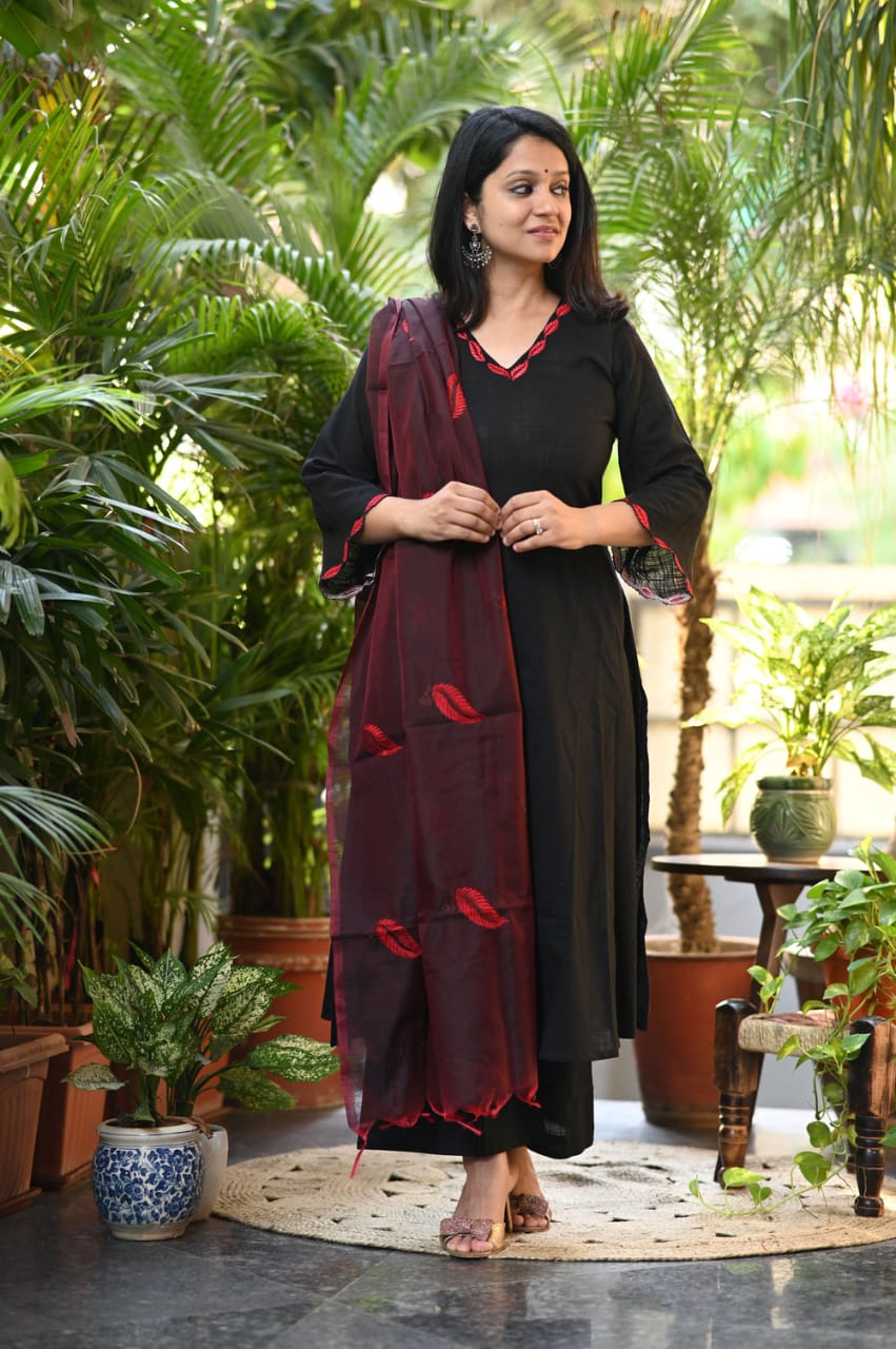 Elegant Black Kurti with Red Dupatta