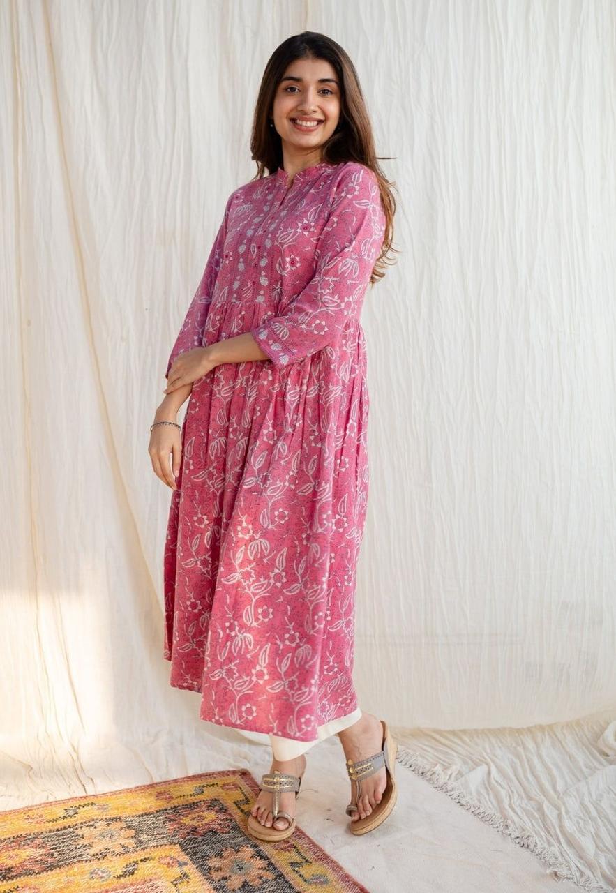 Soft Pink Kurti with Elegant Detailing